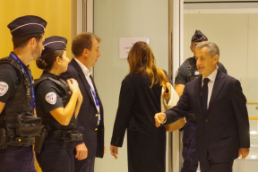 Экс-президент Франции Николя Саркози приговорен к пяти годам тюрьмы